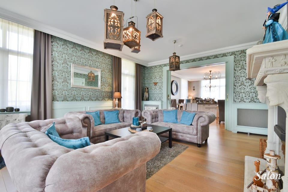 Living room, Lounge or bar, Seating area