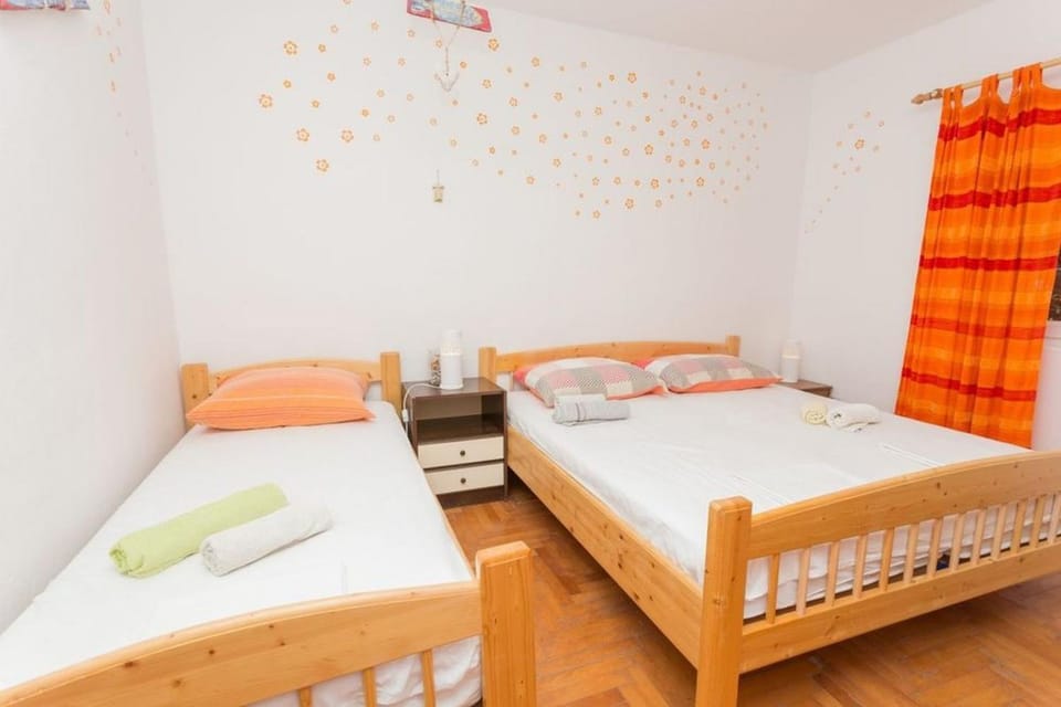 Decorative detail, Bedroom