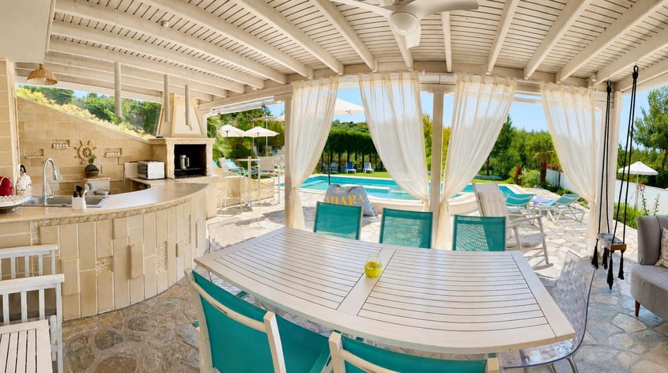 Garden, Seating area, Garden view, Pool view, Swimming pool