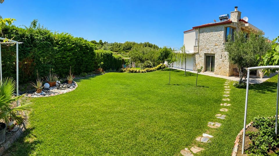 Garden, Garden view