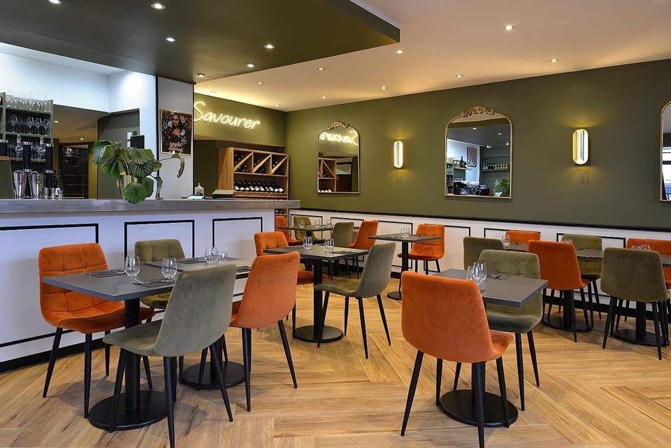 Restaurant/places to eat, Meals