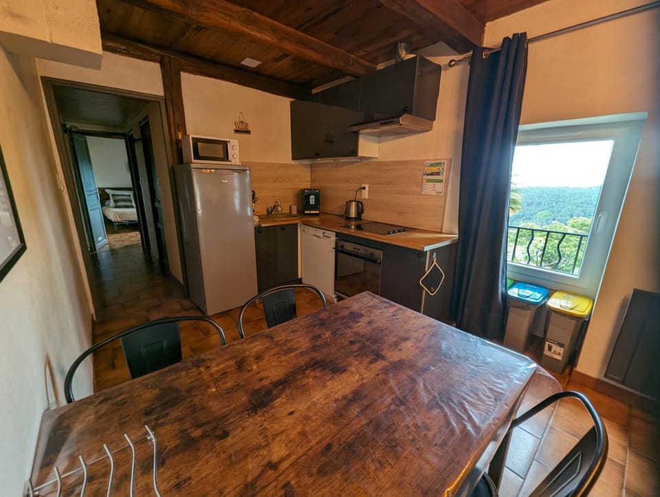 Gîte du tilleul - 3 étoiles - domaine de l'olivier House in Auvergne-Rhône-Alpes