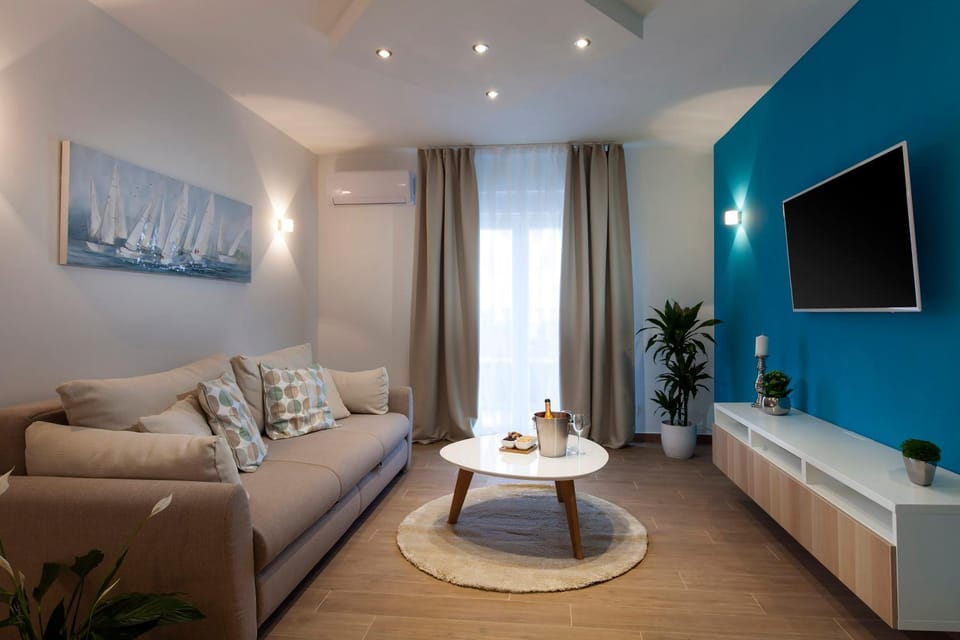 TV and multimedia, Living room