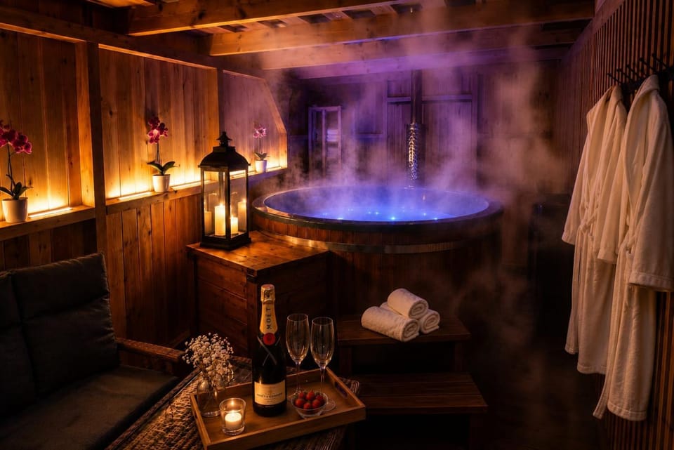 Hot Tub, towels