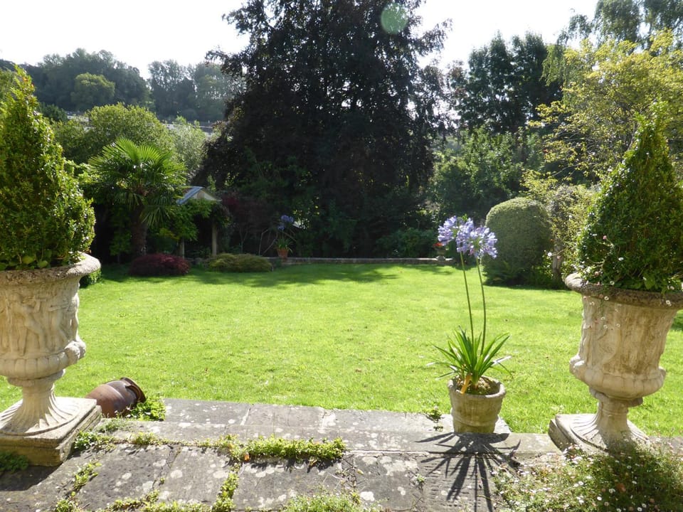 Garden, Garden view