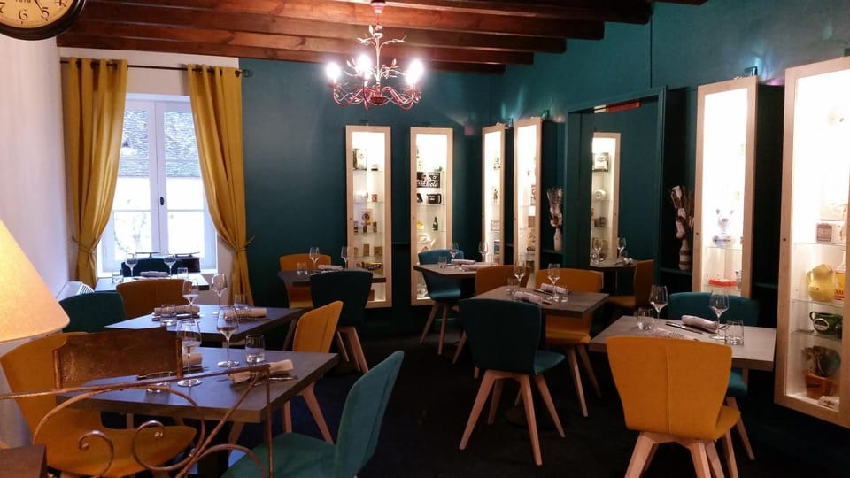 Logis-Hôtel Côté-Rivage Hotel in Nouvelle-Aquitaine