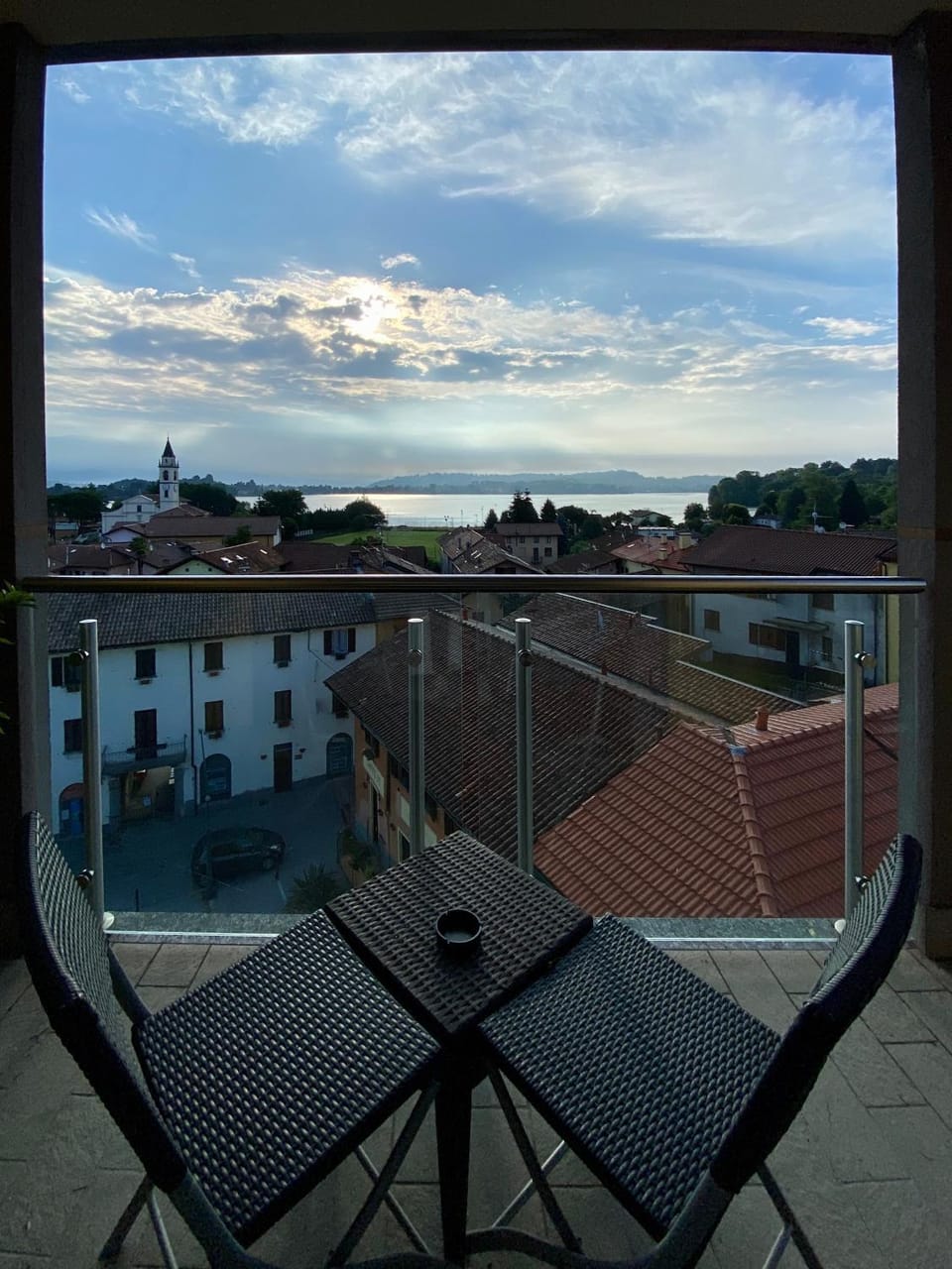 Balcony/Terrace, Lake view