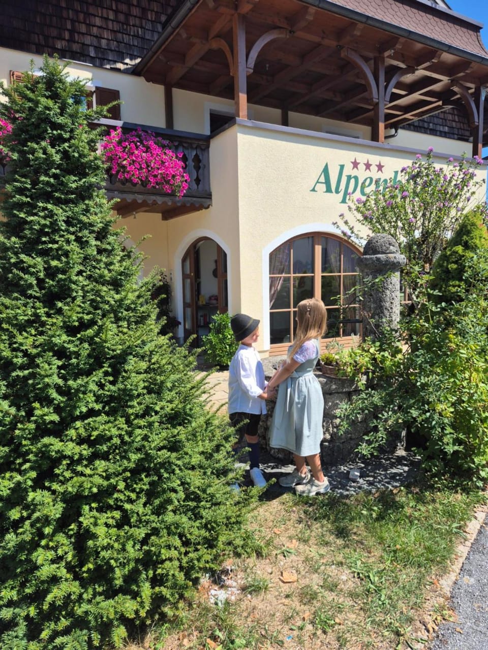 Appartements Ferienwohnungen Alpenblick Apartment hotel in Salzburgerland
