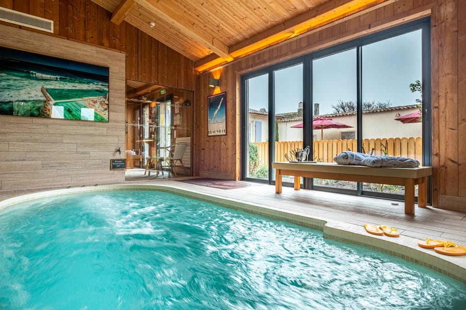 Hot Tub, Sauna, Spa and wellness centre/facilities