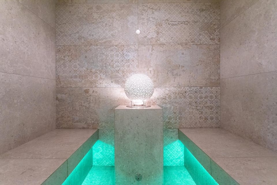 Steam room, Spa and wellness centre/facilities