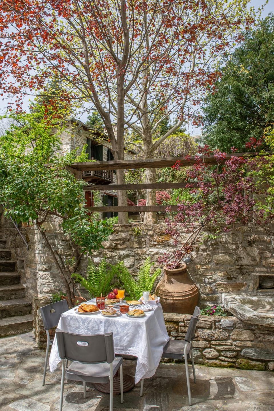 Garden, Food and drinks, Food, Breakfast