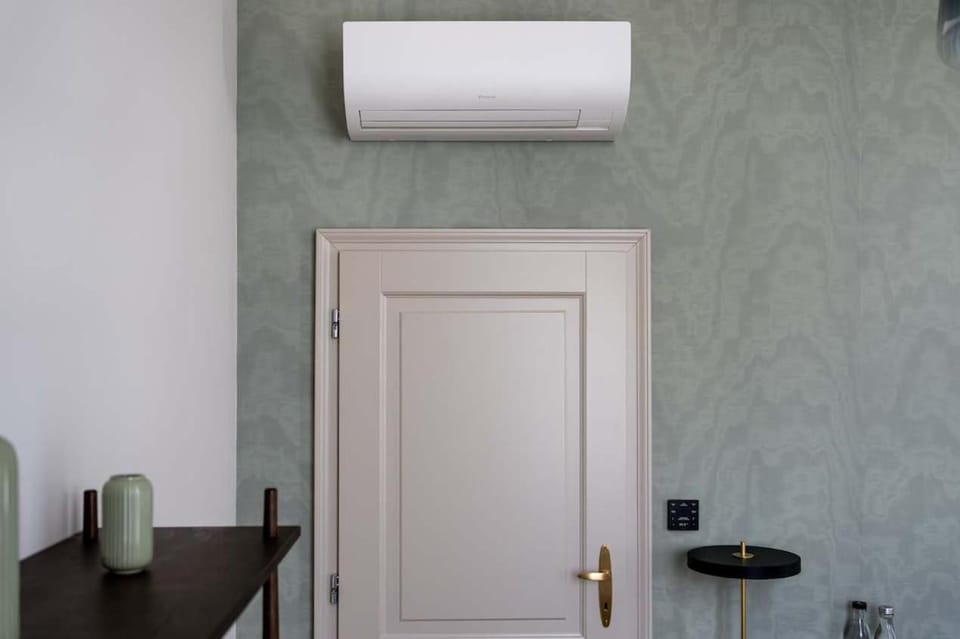 air conditioner, air conditioner