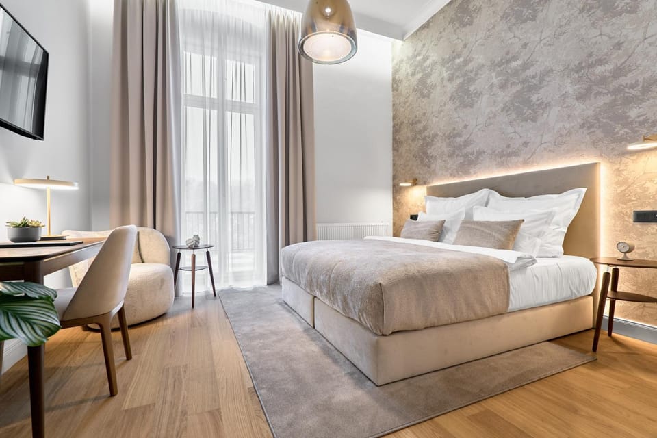 Living room, Bedroom