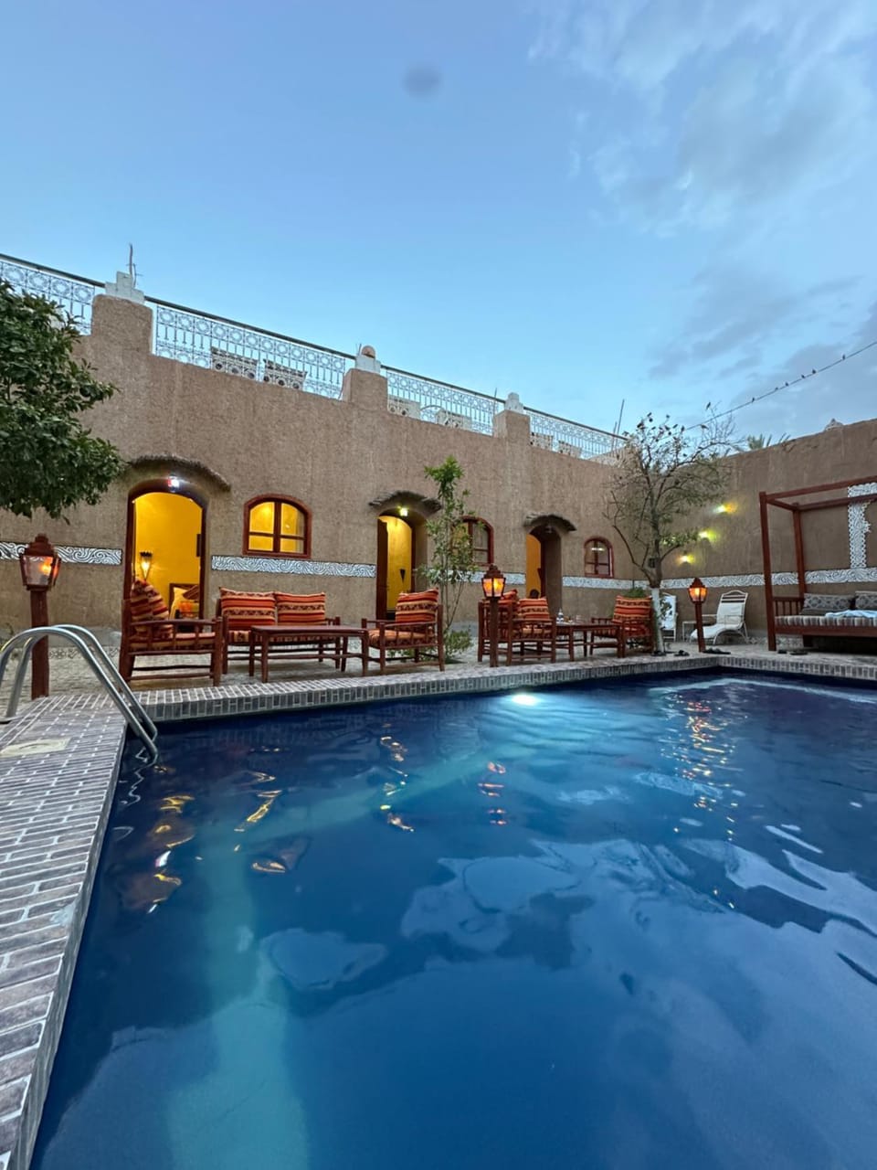 Swimming pool, Swimming pool