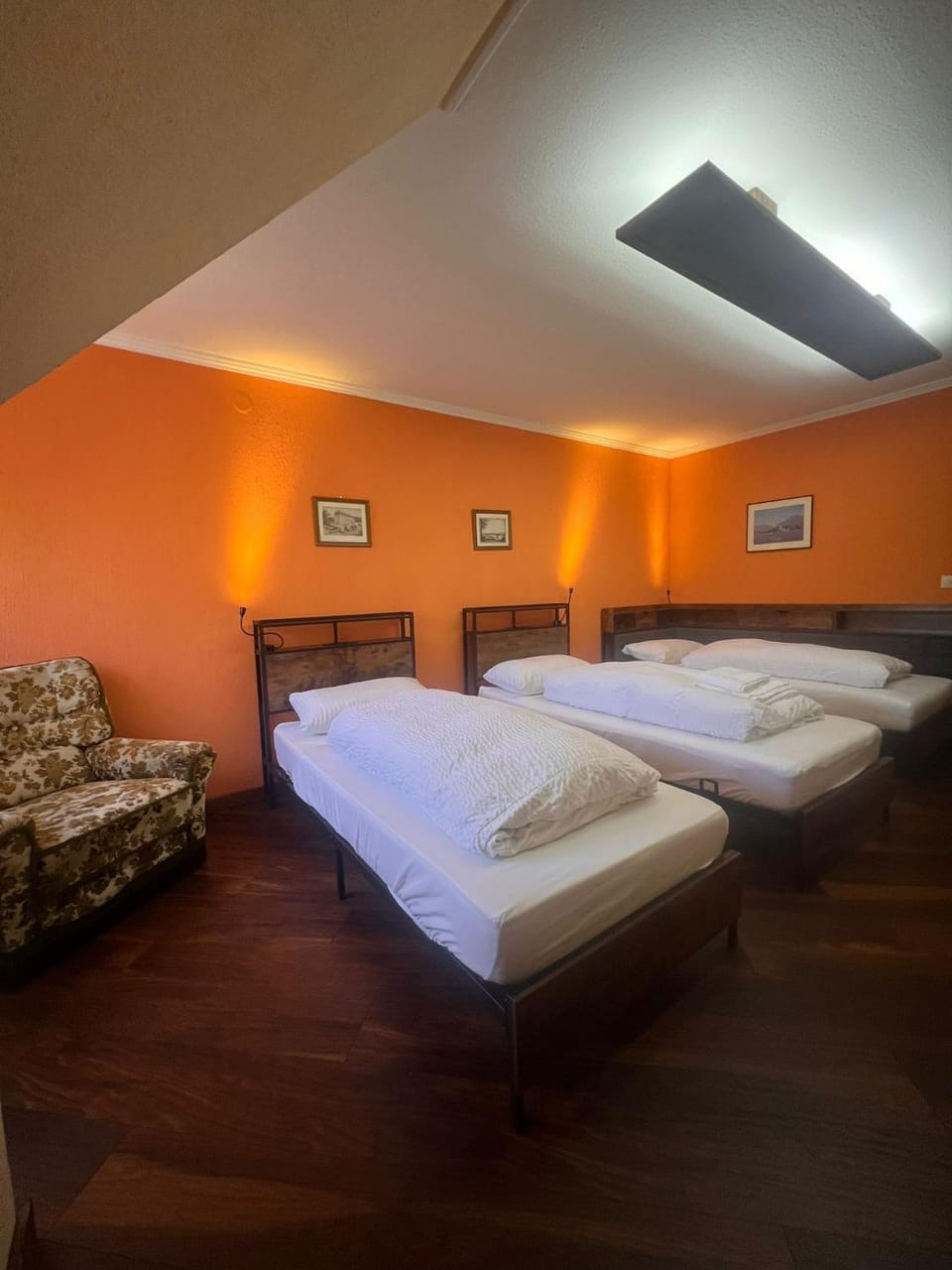 Photo of the whole room