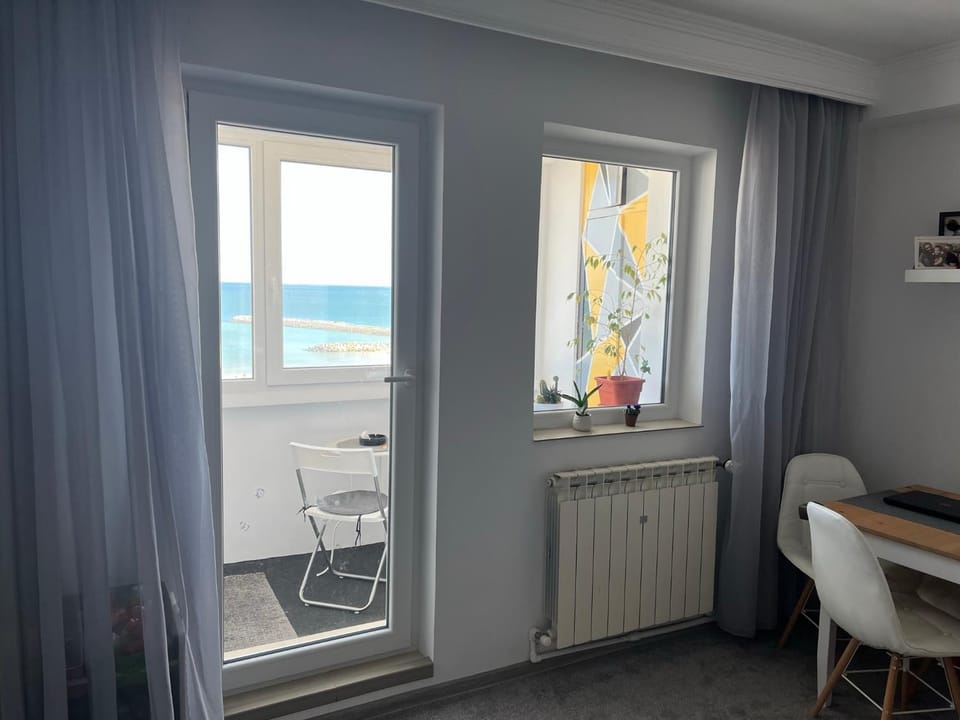 Bed, Living room, Beach