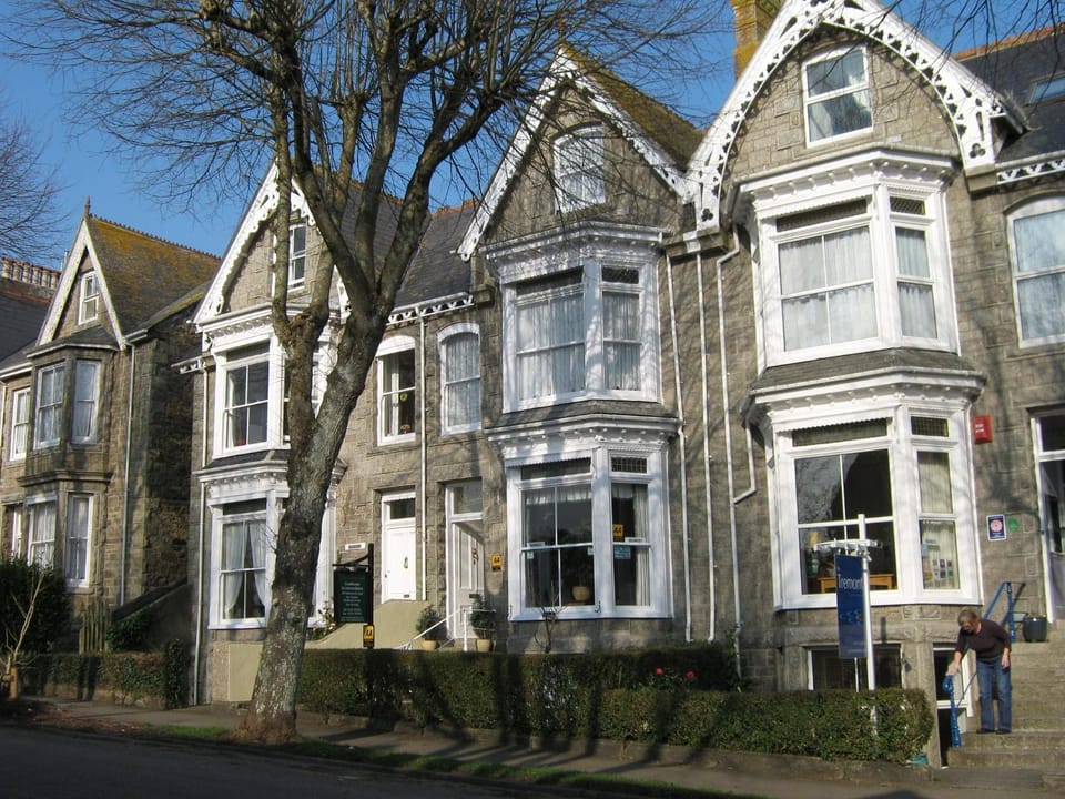 Facade/entrance, Facade/entrance, On site, Street view