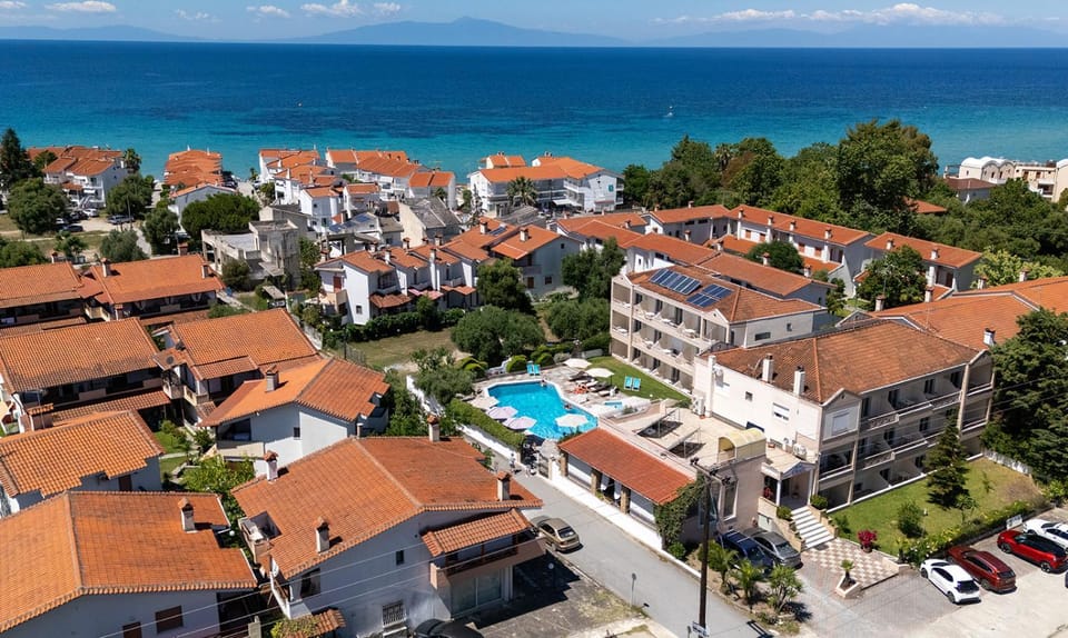 Property building, Bird's eye view, Location
