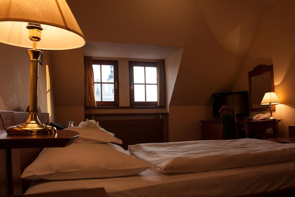 Day, Photo of the whole room