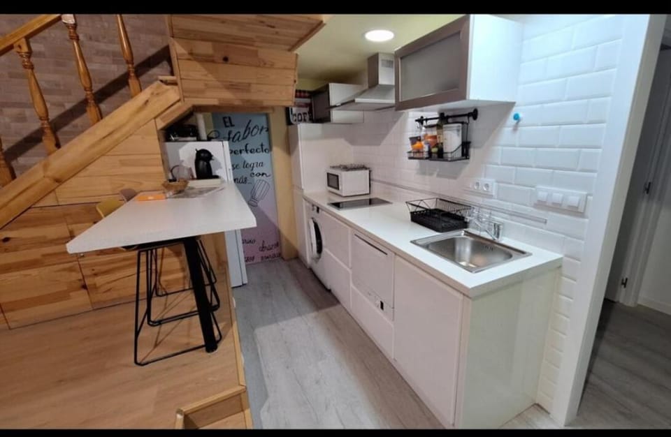 Kitchen or kitchenette, dishwasher, pet friendly, toaster