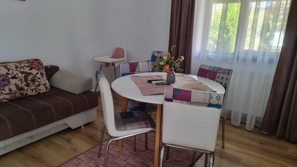 Salt Orchid Apartments Apartment in Cluj County