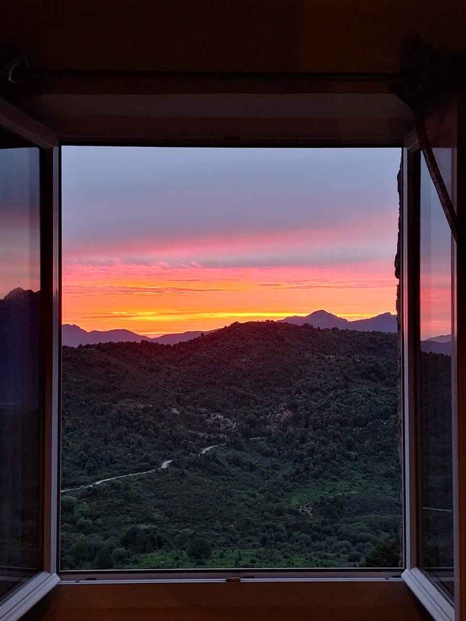 View (from property/room), Mountain view, Sea view, Sunset