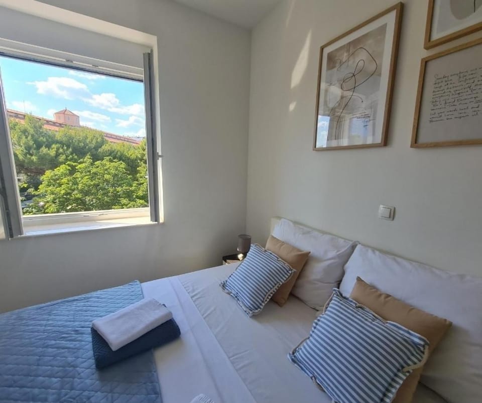 NEW Modern-Park view-5 minutes from Diocletian's Palace Apartment in Split