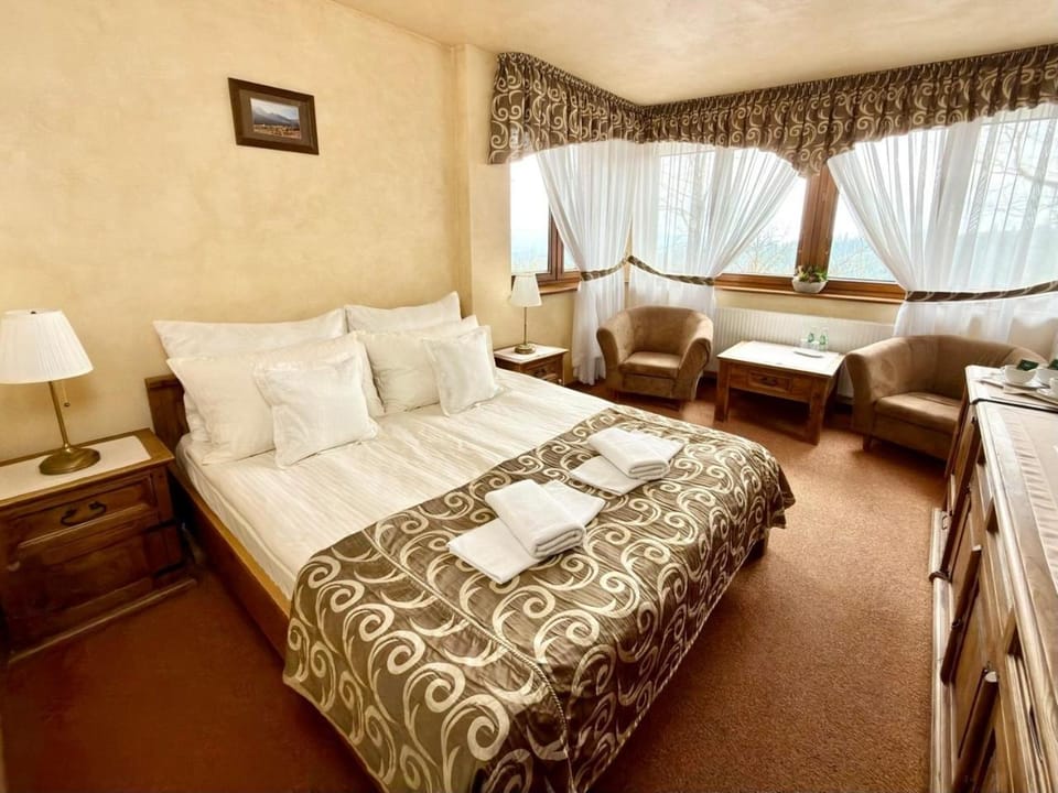 Bed, Photo of the whole room