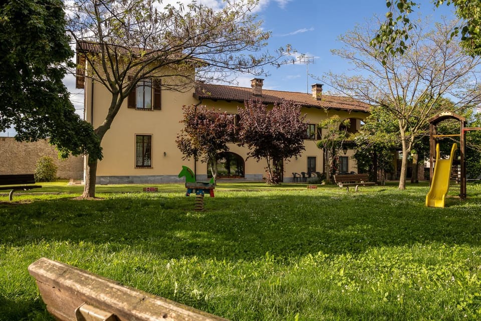VILLA BOTTERA - Jacuzzi & Private Garden House in Liguria