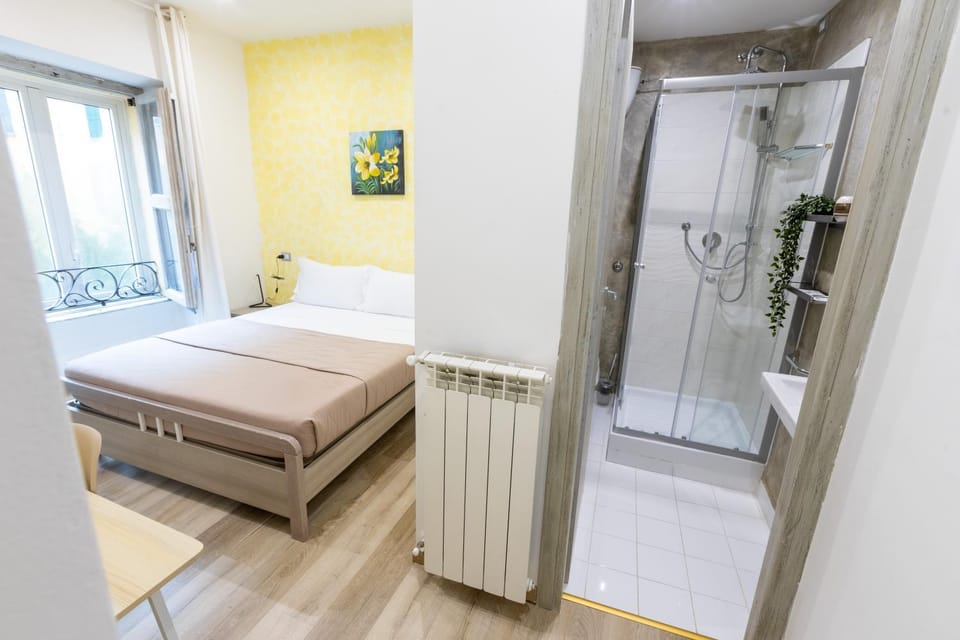 Bathroom, Bedroom