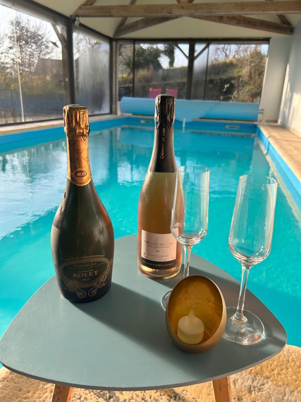 Pool view, Swimming pool, Drinks