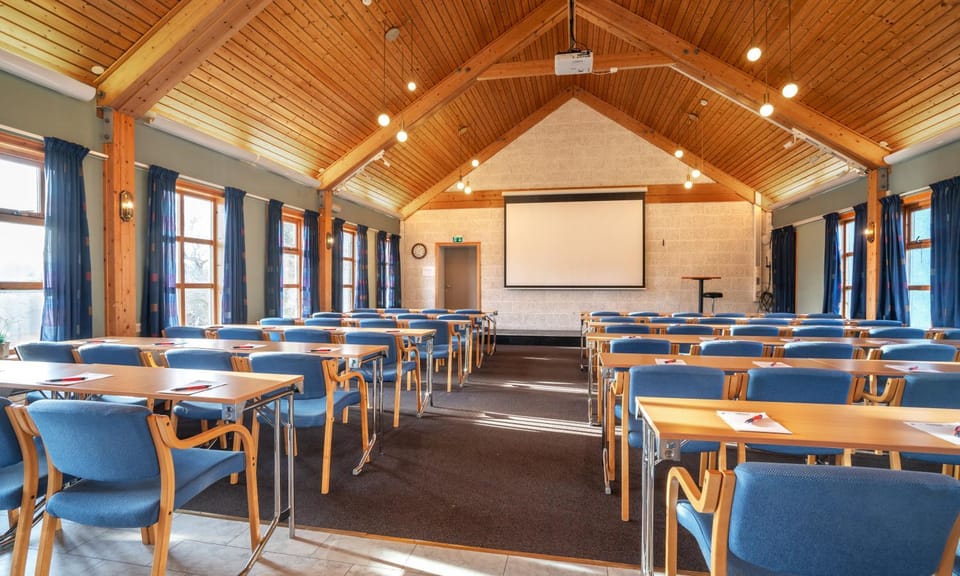Meeting/conference room