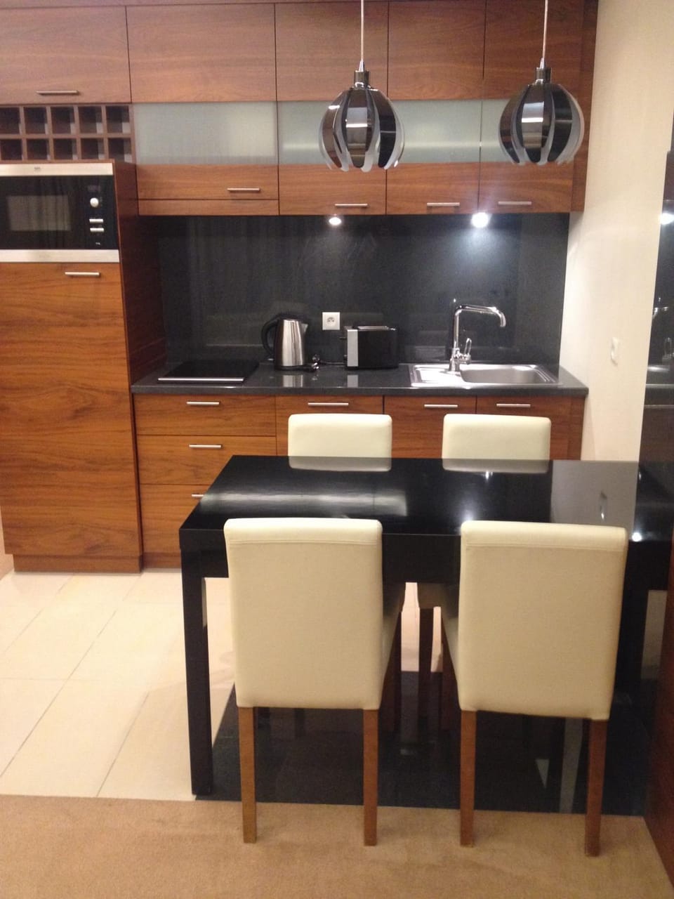 Kitchen or kitchenette, Dining area, Food