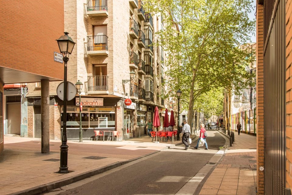 Apartamentos Mayoral Apartment in Zaragoza