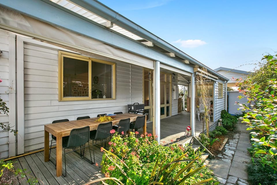 Patio, Patio, Facade/entrance, Natural landscape, BBQ facilities, Garden, Garden, Balcony/Terrace, Balcony/Terrace, Decorative detail, Dining area, On site, Garden view, Garden view