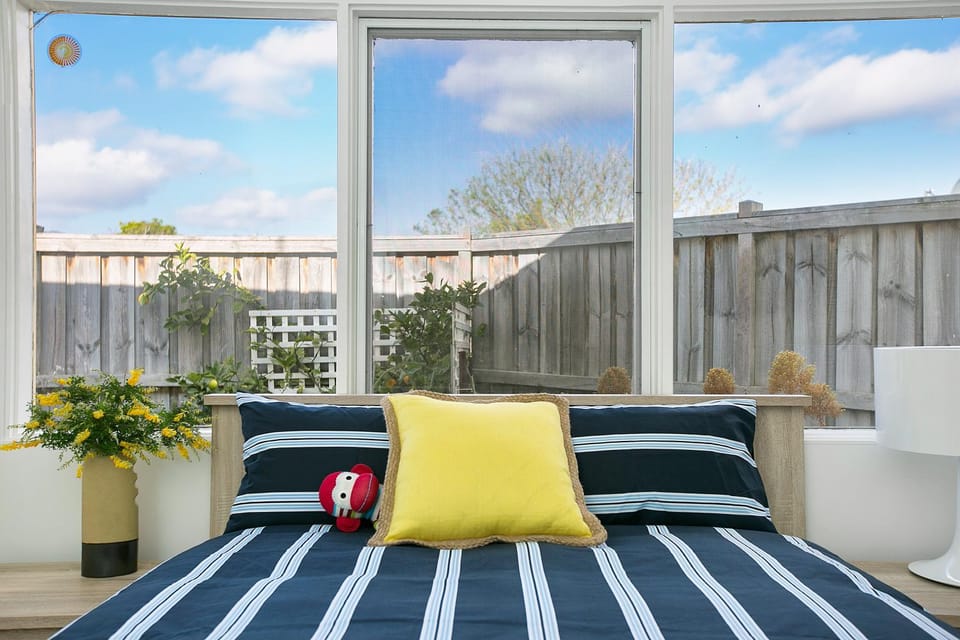 Bed, Garden, Photo of the whole room, Bedroom, On site, Garden view, Garden view