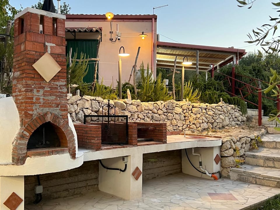 BBQ facilities, pet friendly