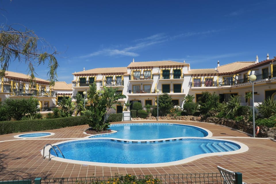 Garden, Swimming pool
