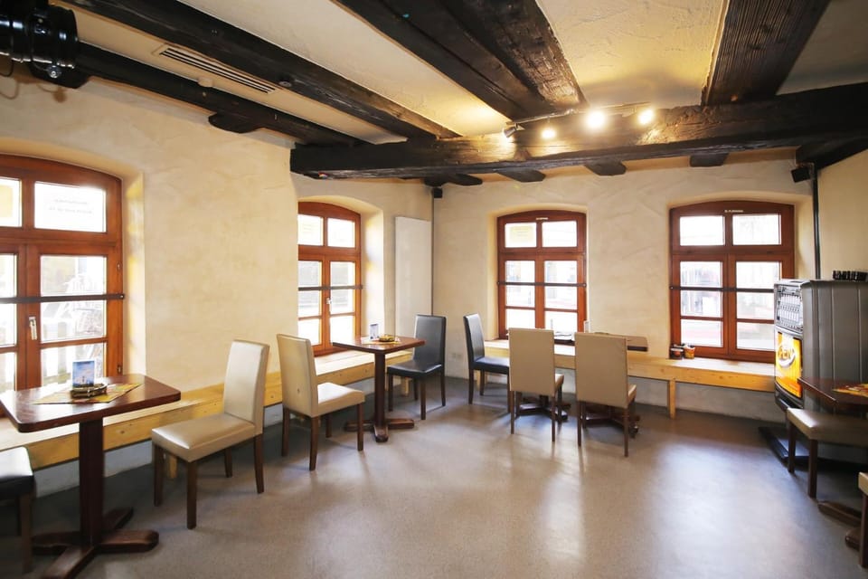 Lounge or bar, Food and drinks, Alcoholic drinks, Non alcoholic drinks