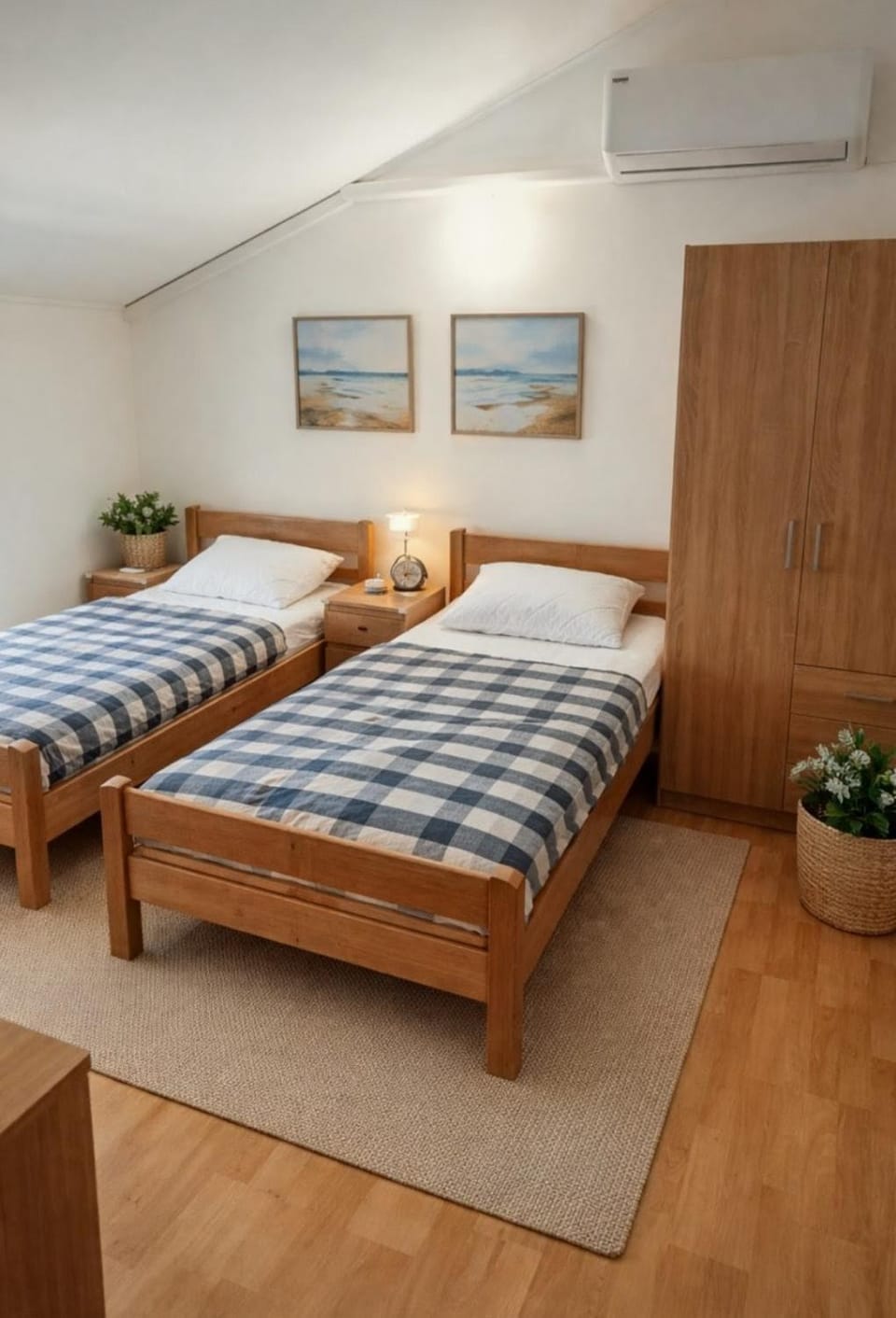 Jakišnica Apartment Bed and Breakfast in Lun