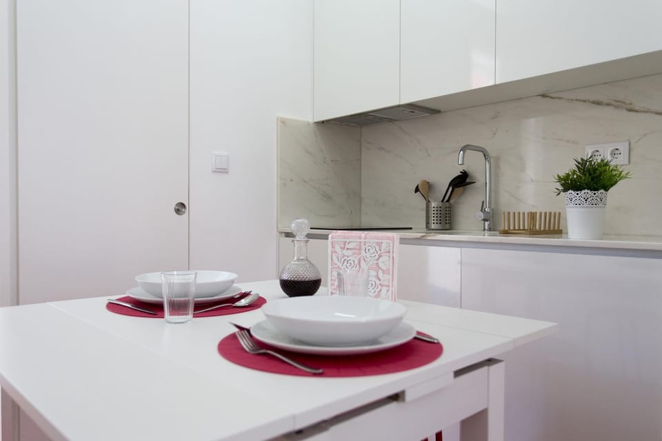 Kitchen or kitchenette