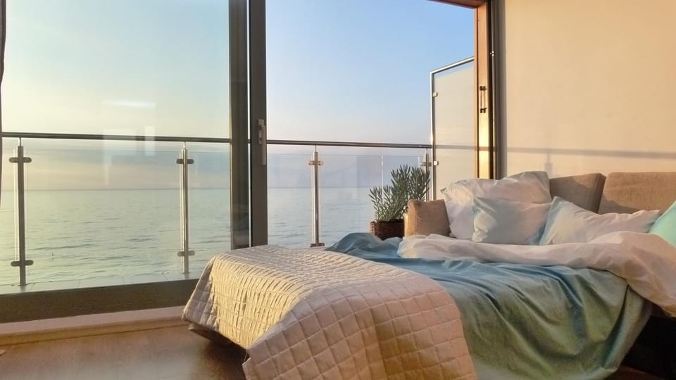 Bed, Day, Summer, Balcony/Terrace, Living room, Sea view, Sunset