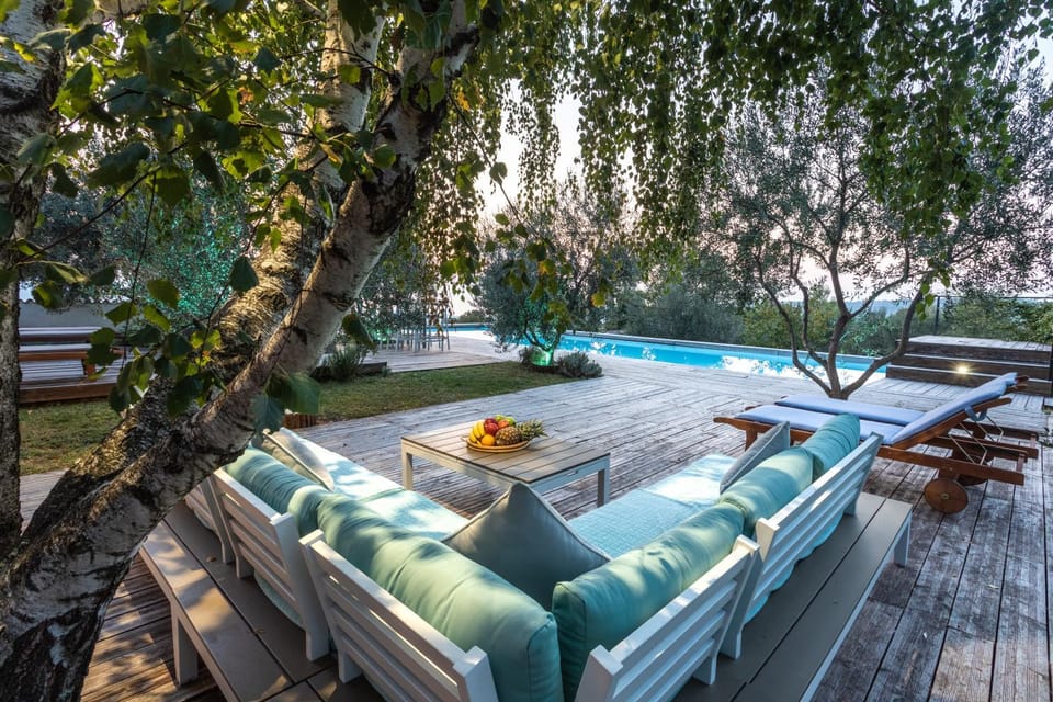 Garden, Seating area, Pool view, Swimming pool, sunbed
