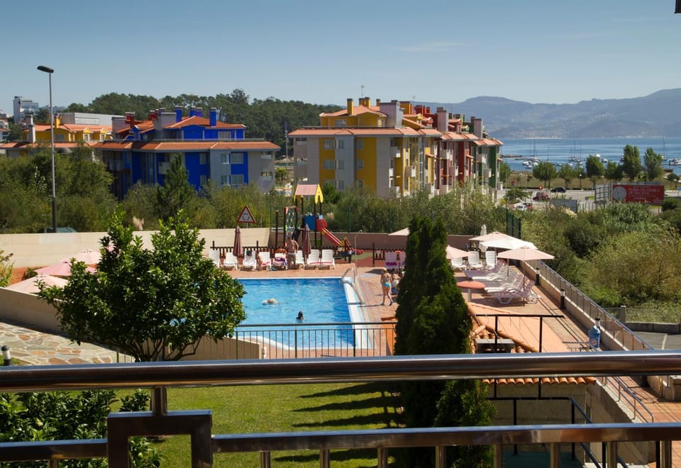 Bird's eye view, Swimming pool, Swimming pool