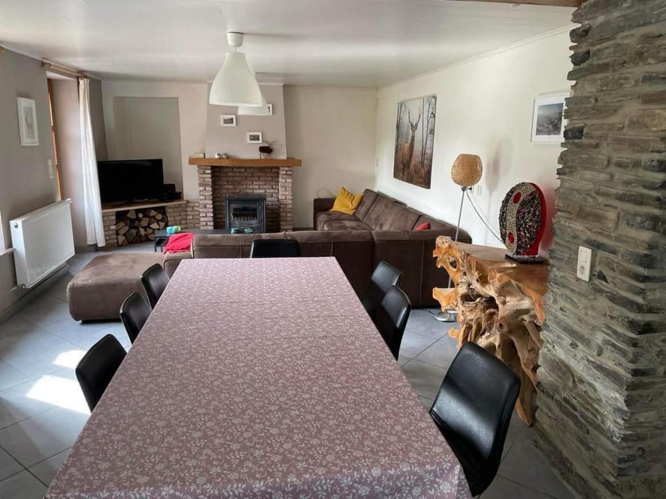 l'oiseau d'eau House in Wallonia, Belgium