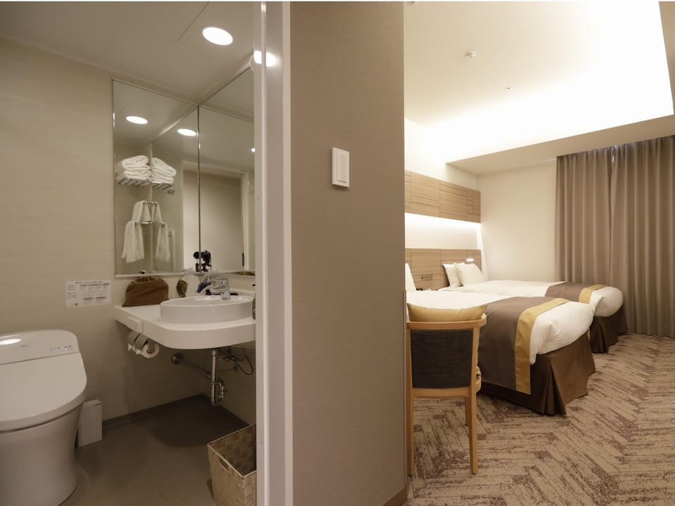 Bathroom, Bedroom