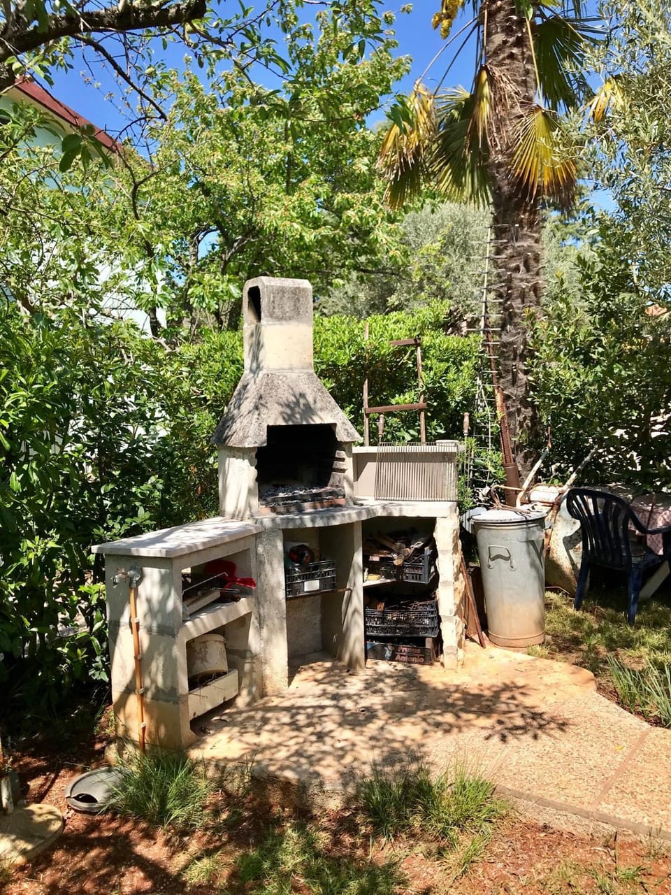 BBQ facilities, BBQ facilities