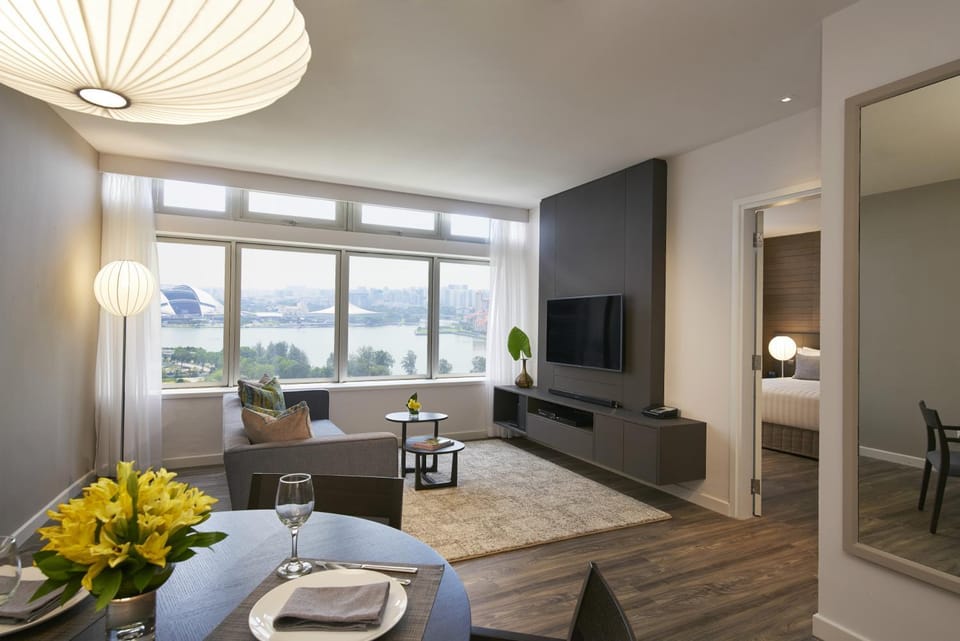 Communal lounge/ TV room, TV and multimedia, Living room, Seating area, Dining area, Evening entertainment