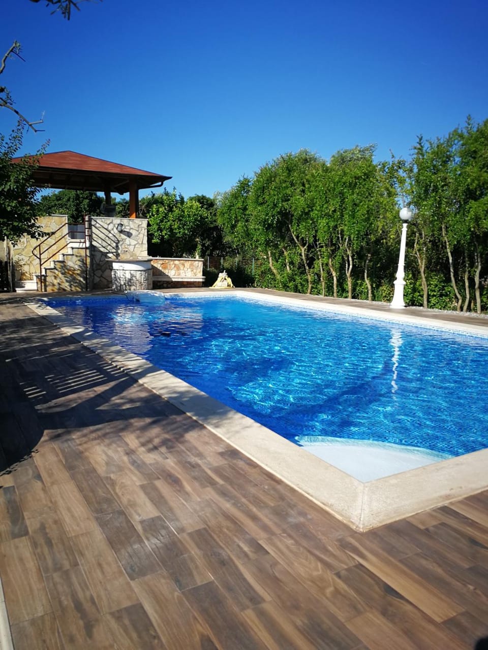 Swimming pool