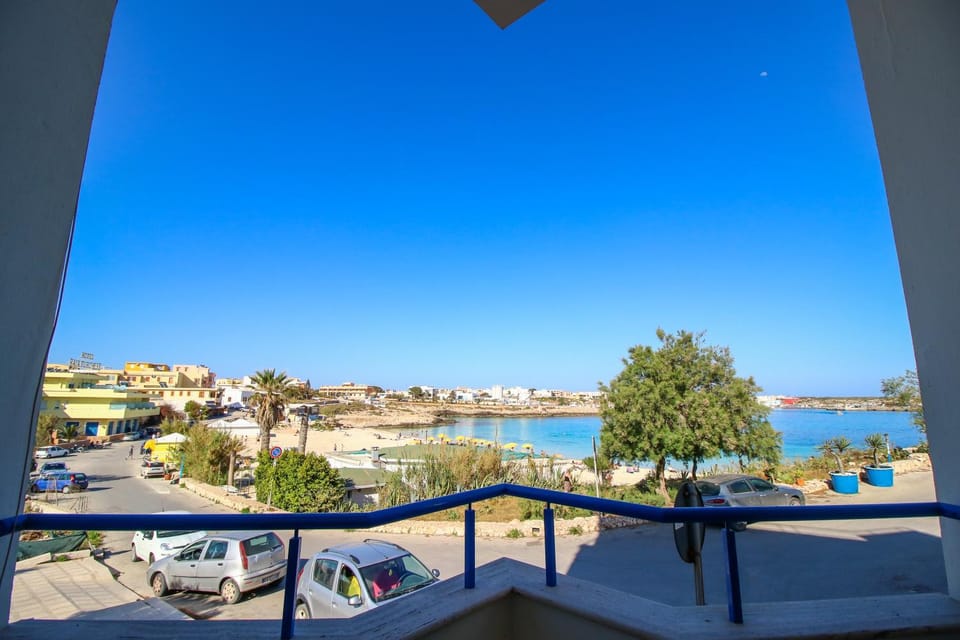 View (from property/room), Balcony/Terrace, Sea view